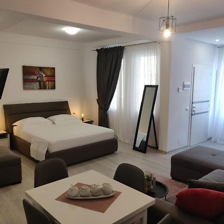 E&A Apartments Guesthouse Durres Ngoại thất bức ảnh