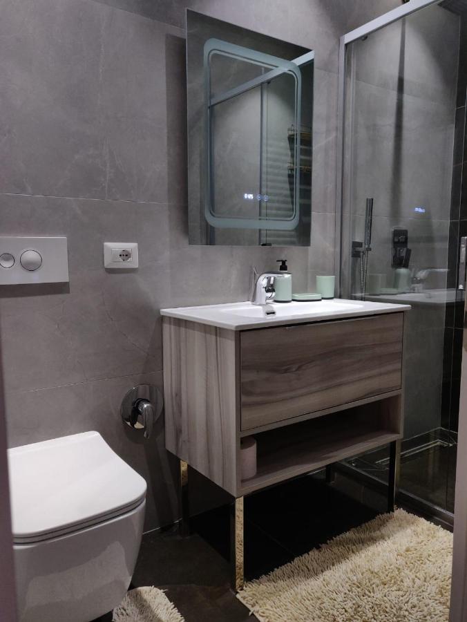 E&A Apartments Guesthouse Durres Ngoại thất bức ảnh
