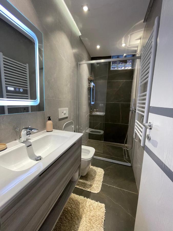 E&A Apartments Guesthouse Durres Ngoại thất bức ảnh
